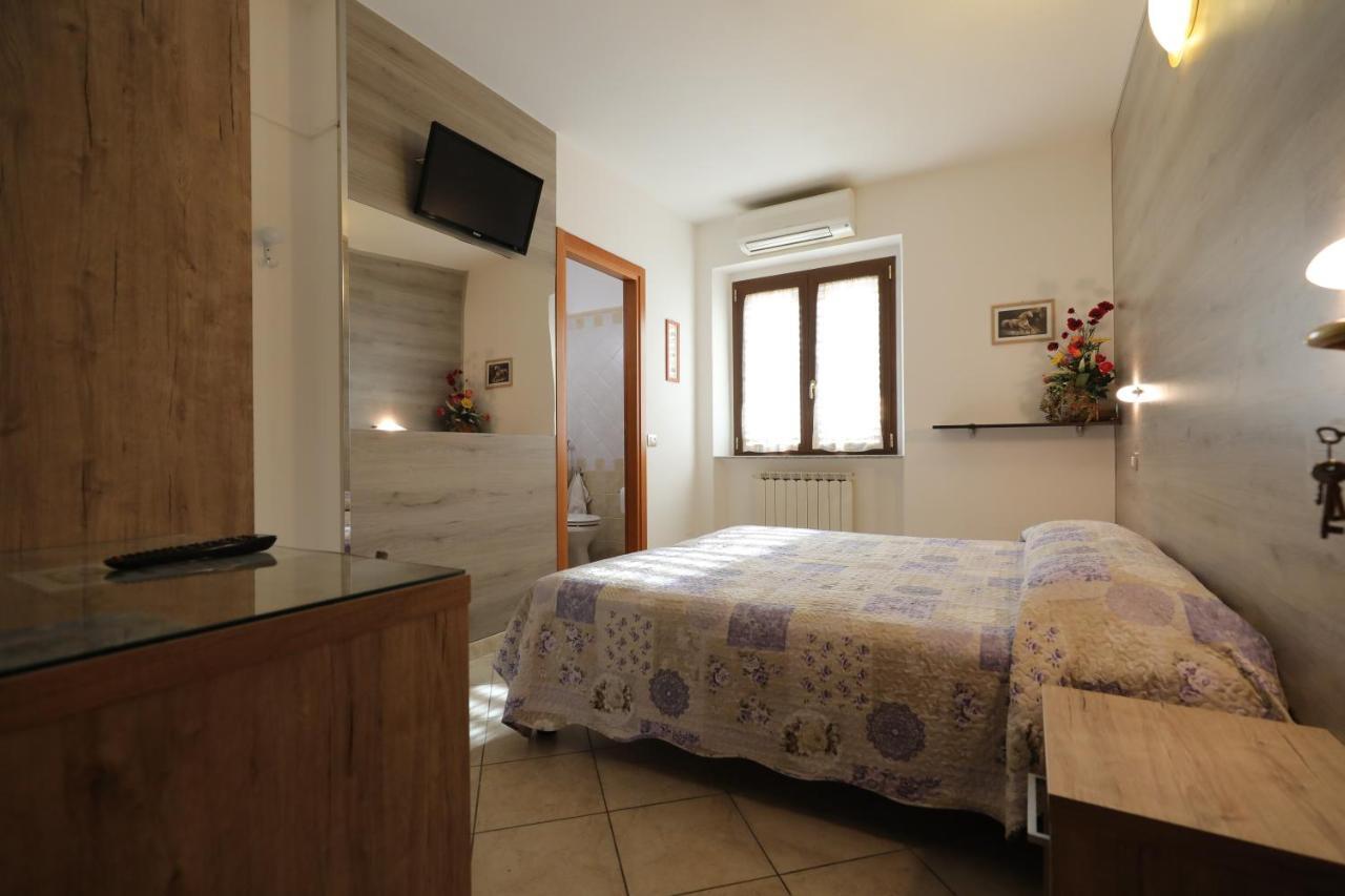 Il Villino Agriturismo B&B Belforte del Chienti Exterior foto